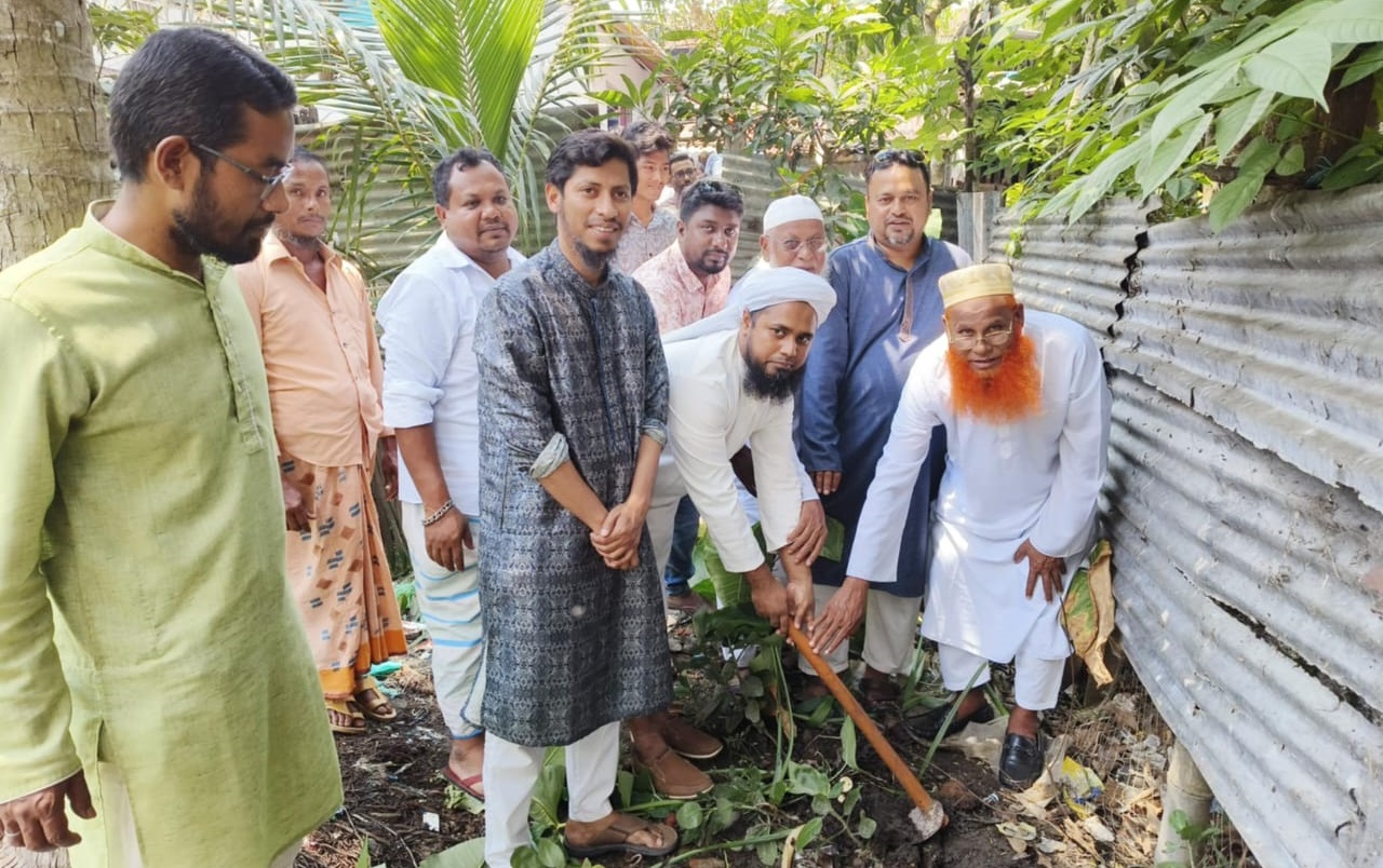 আমতলী পৌরসভার ৪২টি উন্নয়ন কাজের উদ্বোধন