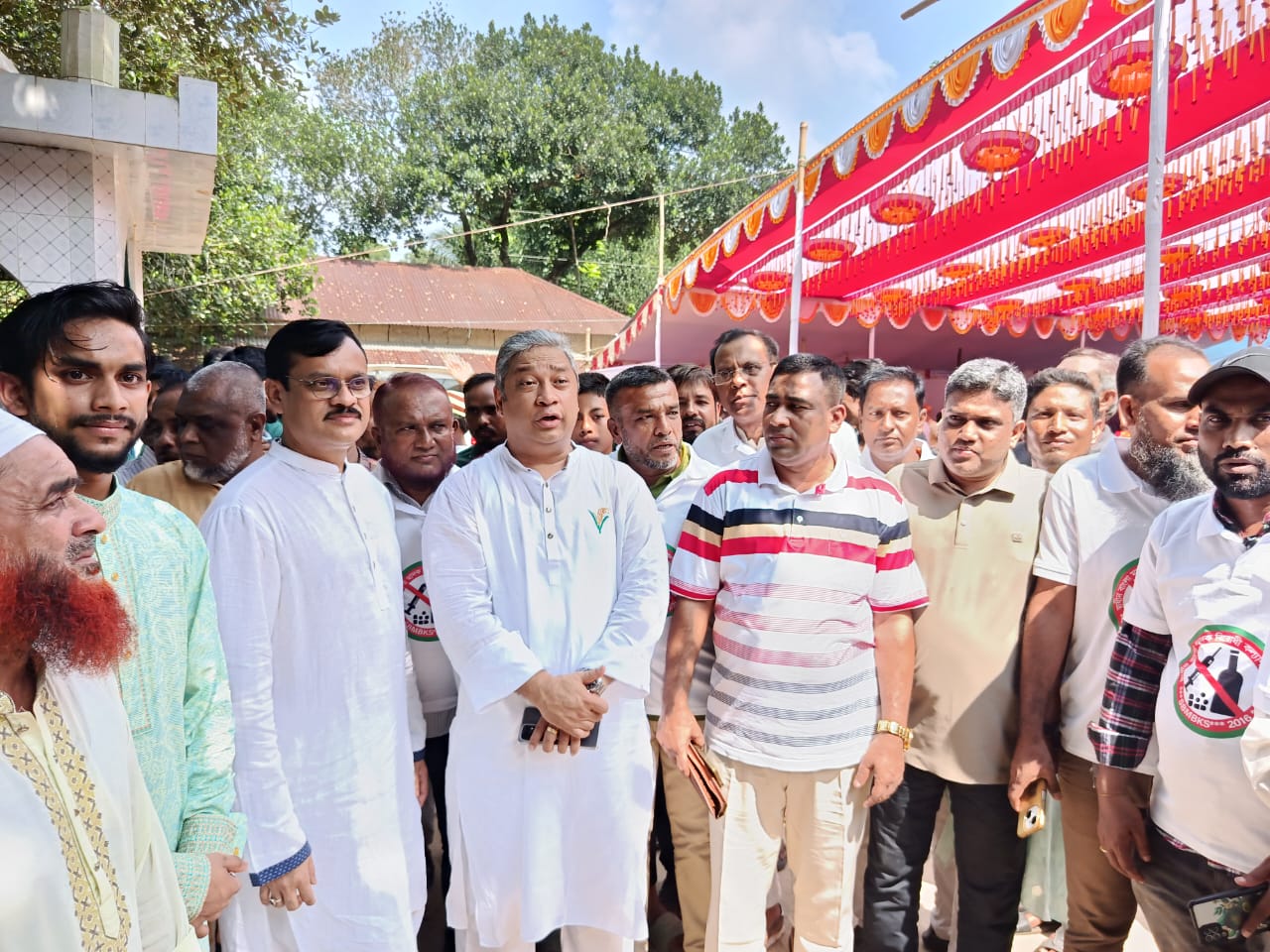 কাপাসিয়ায় কড়িহাতা ইউনিয়নের মাস্টার ইয়াকুব আলী ফাউন্ডেশনের’ উদ্যোগে ফ্রি মেডিকেল ক্যাম্প