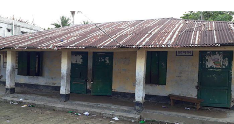 আমতলীতে প্রাথমিকের সহকারী  শিক্ষিকার বিরুদ্ধে শিশু শিক্ষার্থীর অভিযোগ, তদন্তে কমিটি গঠন