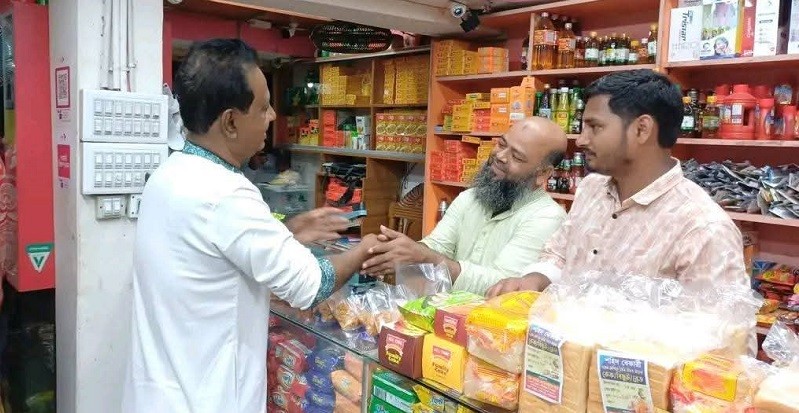 কলাপাড়ায় বিএনপির মনোনীত প্রার্থী এবিএম মোশাররফ হোসেনের ডোর-টু-ডোর ক্যাম্পেইন শুরু