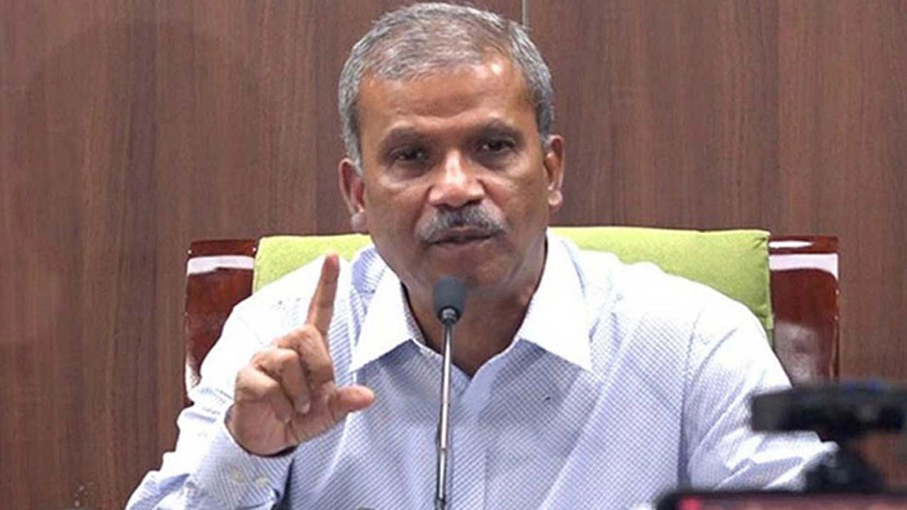 খালেদা জিয়ার মৃত্যুতে শেখ হাসিনা ও তার সরকারের দায় আছে: আইন উপদেষ্টা