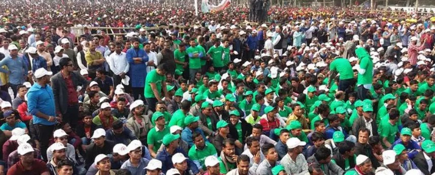 বিএনপির নির্বাচনি প্রচারণায় লোকে লোকারণ্য সিলেট আলিয়া মাদ্রাসার মাঠ