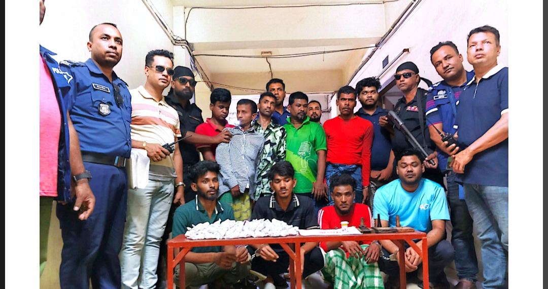 ফতুল্লায় যৌথ সাড়াশি অভিযানে মাদকসহ গ্রেফতার ১০