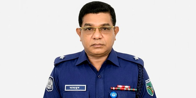 শোকজের মুখে দাবি ওসি ফতুল্লার, ​৩ ঘণ্টার আদেশ ৪ ঘণ্টা পর পেলেও তাৎক্ষণিক প্রবাসী উদ্ধার
